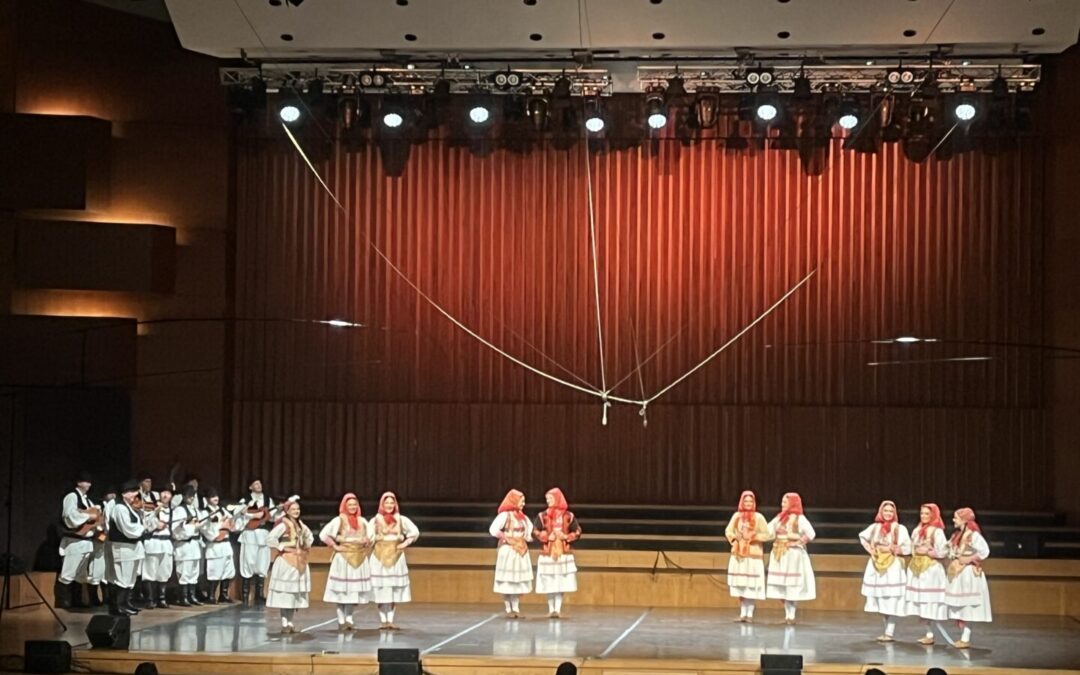 Školski sat s Ladom u Lisinskom